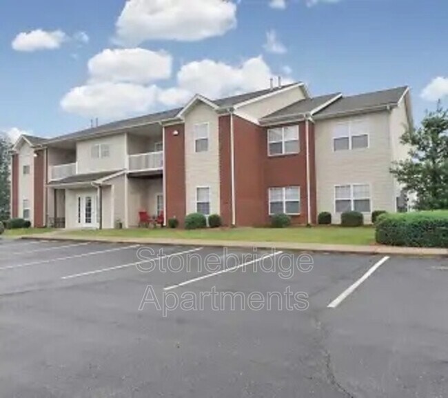 2101 Lighthouse Dr Unit B 2 W, Jeffersonville, IN 47130 Condo for