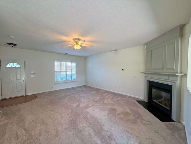 Building Photo - 204 Braelock Dr