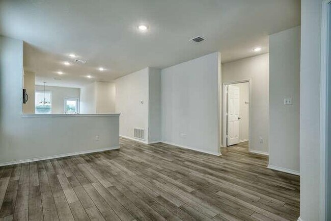 Foto del edificio - 217 Prairie Falcon Wy