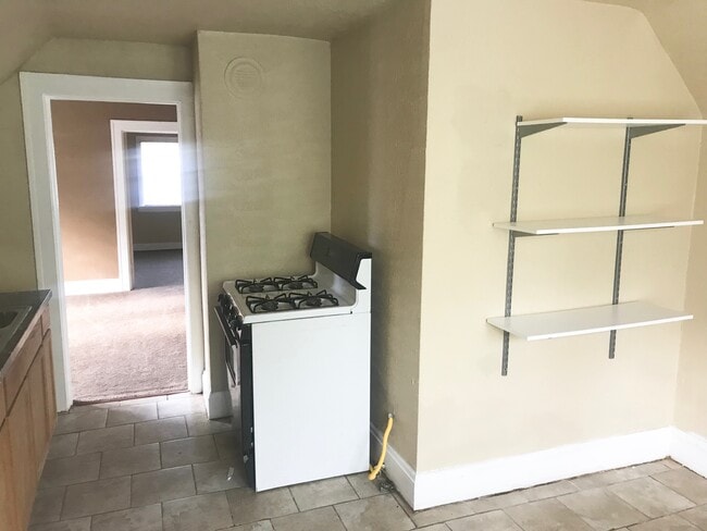 Foto del edificio - 1665 Cliffview Rd