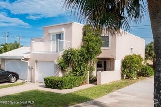 Building Photo - 554 Majorca Ct