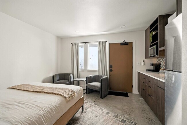 Foto del edificio - 925 NE 23rd Ave