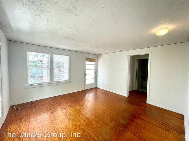 Building Photo - 2 br, 1 bath House - 1785 Lyndale Boulevard