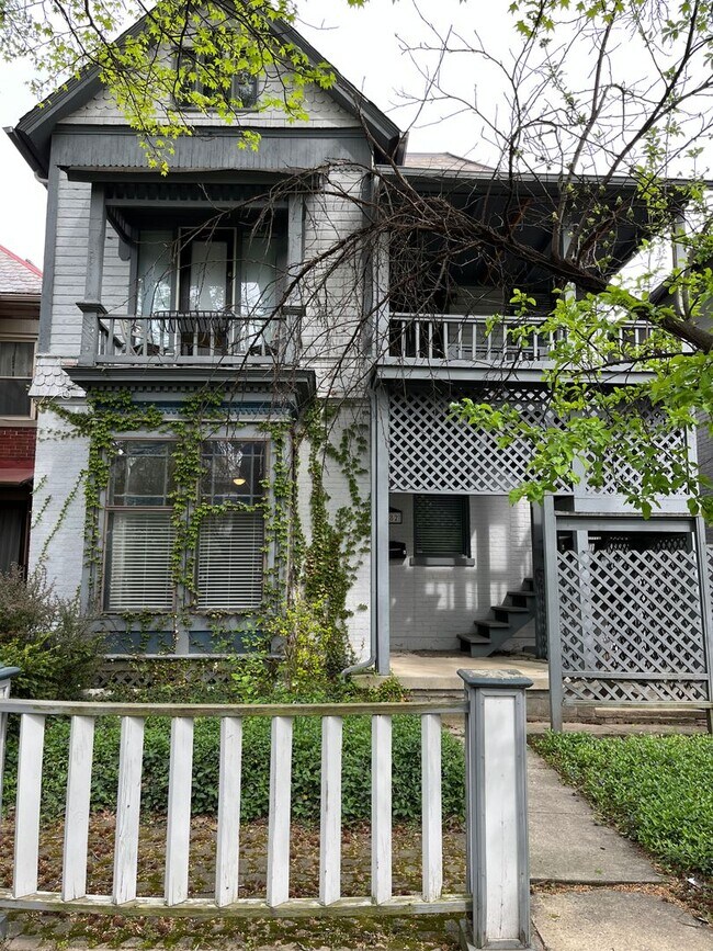 Building Photo - 1282 Hunter Ave