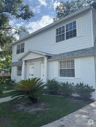 Building Photo - 730 Putnam Ave