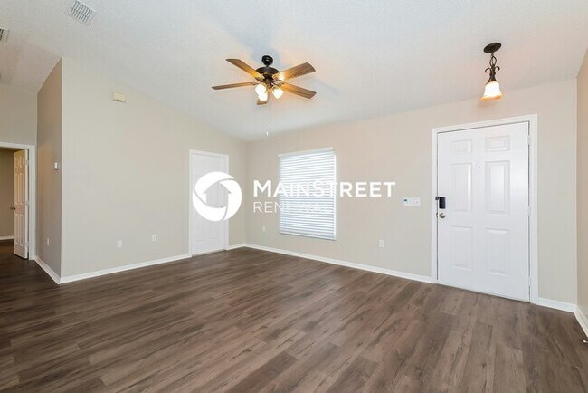 Foto del edificio - 3 Bedroom Pet-Friendly Home in POINCIANA, ...