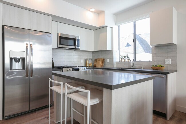 Foto del edificio - 740 S Ridgeley Dr