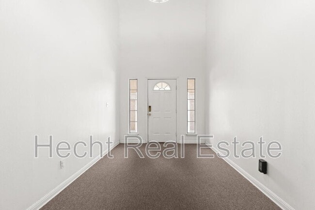 Building Photo - 3117 Douglas Fir Dr