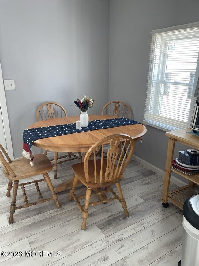 Foto del edificio - 1704 Boulevard