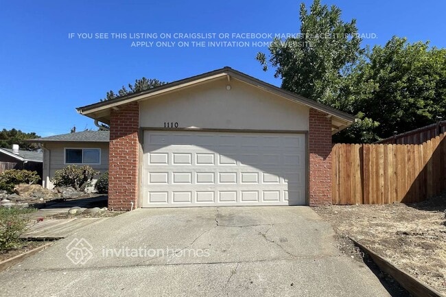 Building Photo - 1110 Loyola Way