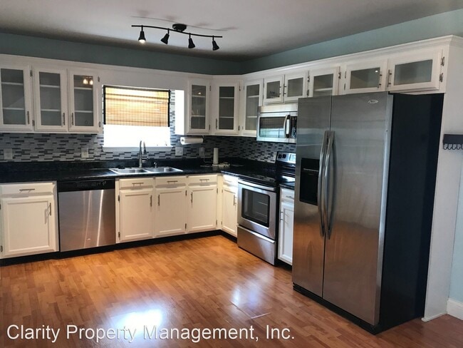 Building Photo - 3 br, 2 bath House - 1459 Weeks Drive NE