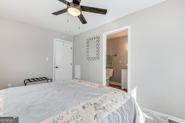 Foto del edificio - 6385 Lobelia Rd SW