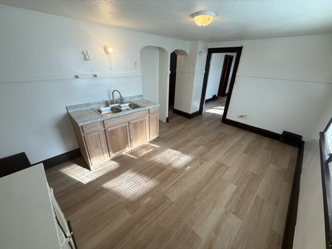 Foto del edificio - 3635 Dr. William Finlayson St