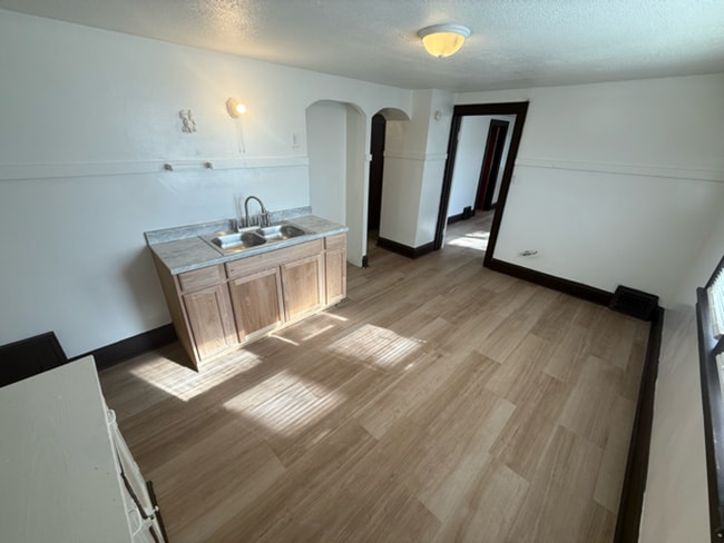 Building Photo - 3635 Dr. William Finlayson St