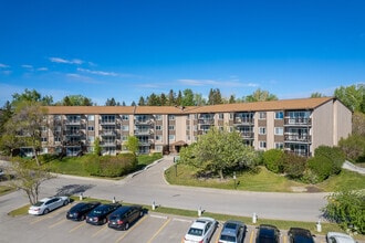 Building Photo - Hays Farm