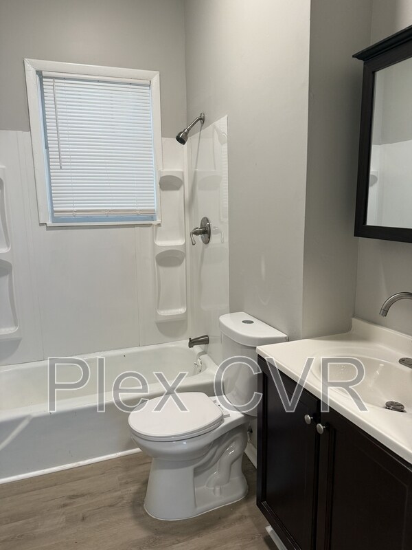 Foto del edificio - 1429 Brewer Ave