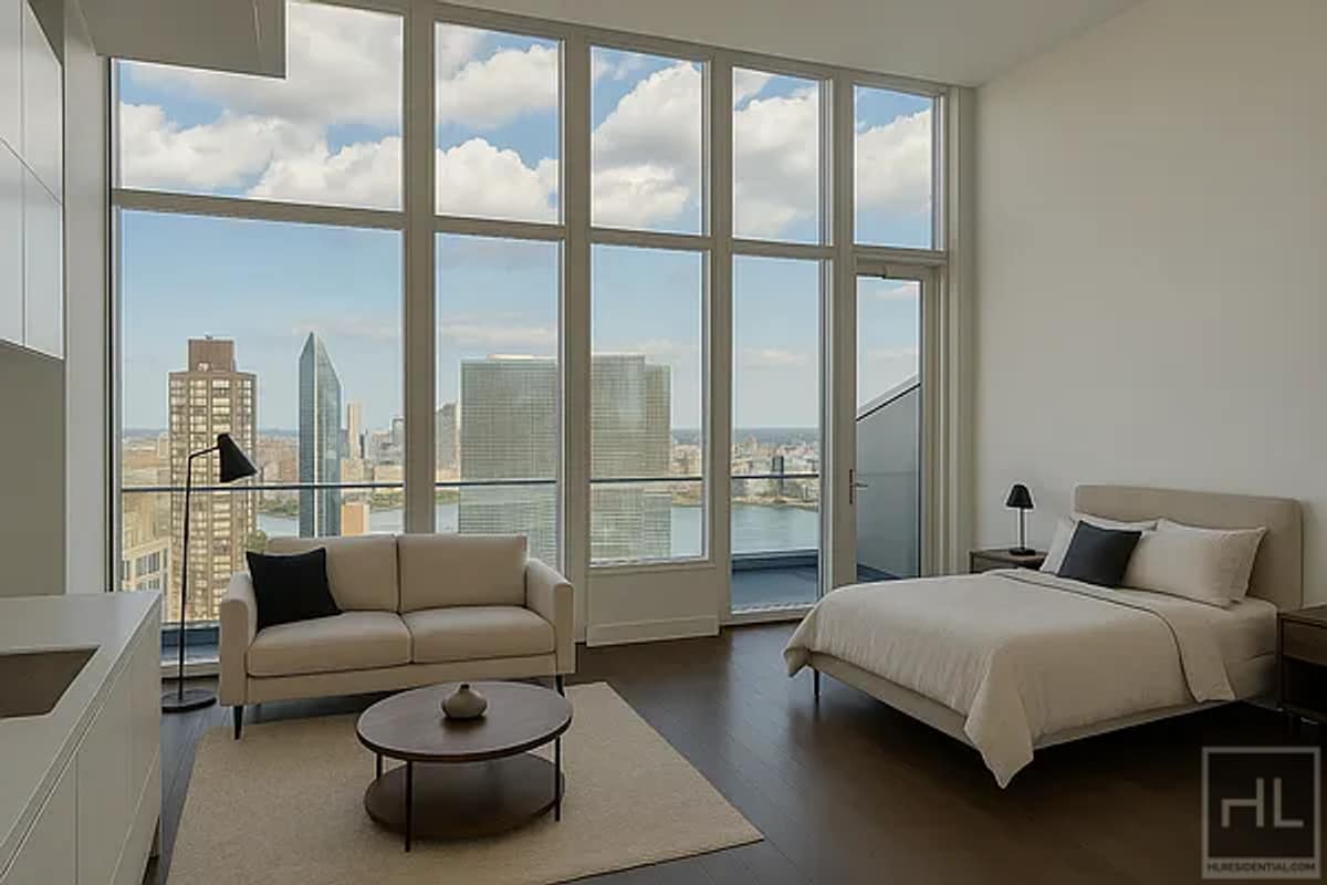 Foto principal - East 44th Street