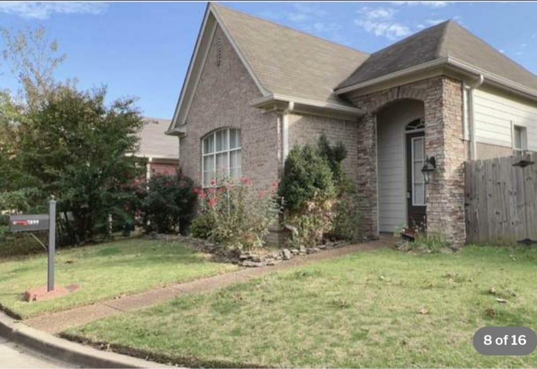 Primary Photo - 7899 Rushmeade Cir N