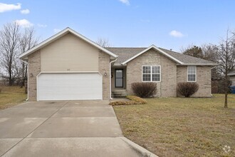 Building Photo - 1113 Scenic Hills Dr