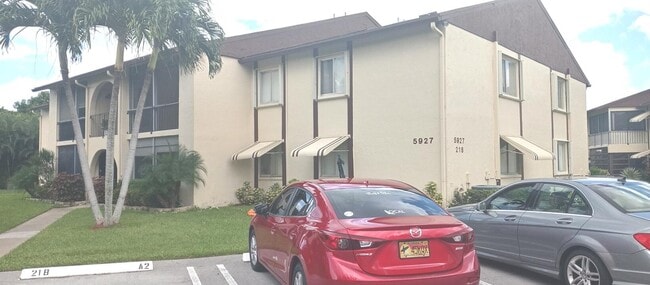 Building Photo - 5927 La Pinata Blvd