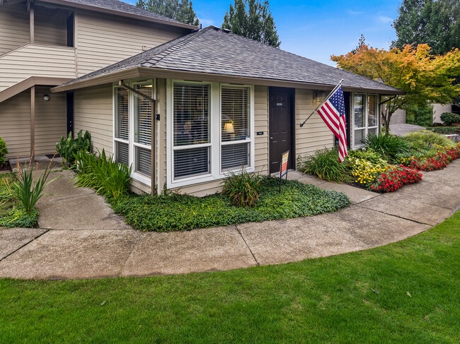 Building Photo - The Heights Apartments
