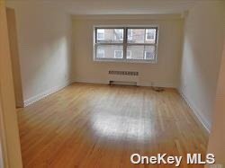 Primary Photo - 17 Schenck Ave