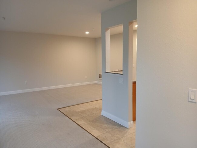 Building Photo - 99 Ave Portola