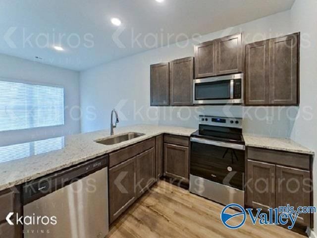 Foto del edificio - 6411 Upchurch Dr