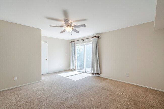 Building Photo - 2342 N 87th Way