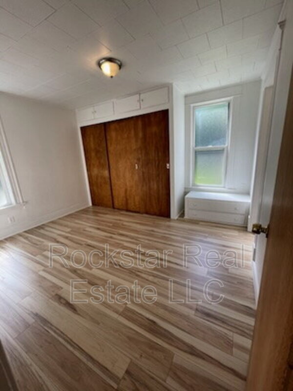 Foto del edificio - 1420 E 16th Ave