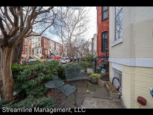 Foto del edificio - 1 br, 1 bath House - 1438 Q St NW #B