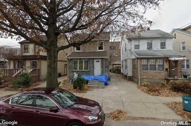 Building Photo - 81-22 164th St