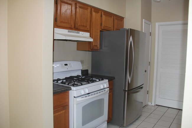 Building Photo - 1617 Woodhaven Ct