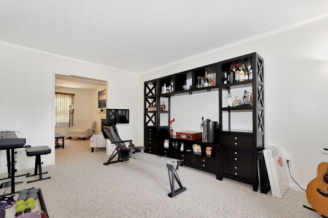 Foto del edificio - 304 Charity Ln