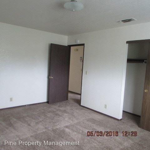 Building Photo - 833-843 July Way