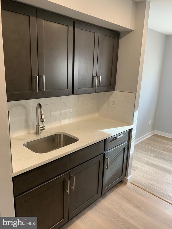 Building Photo - 5424 Rising Sun Ave