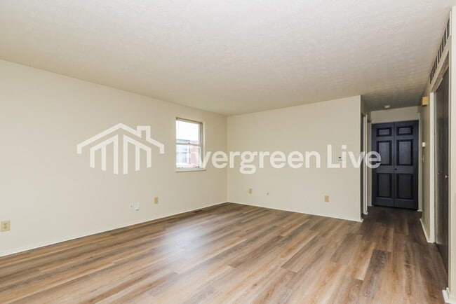 Building Photo - 8208 Mt Charles Dr