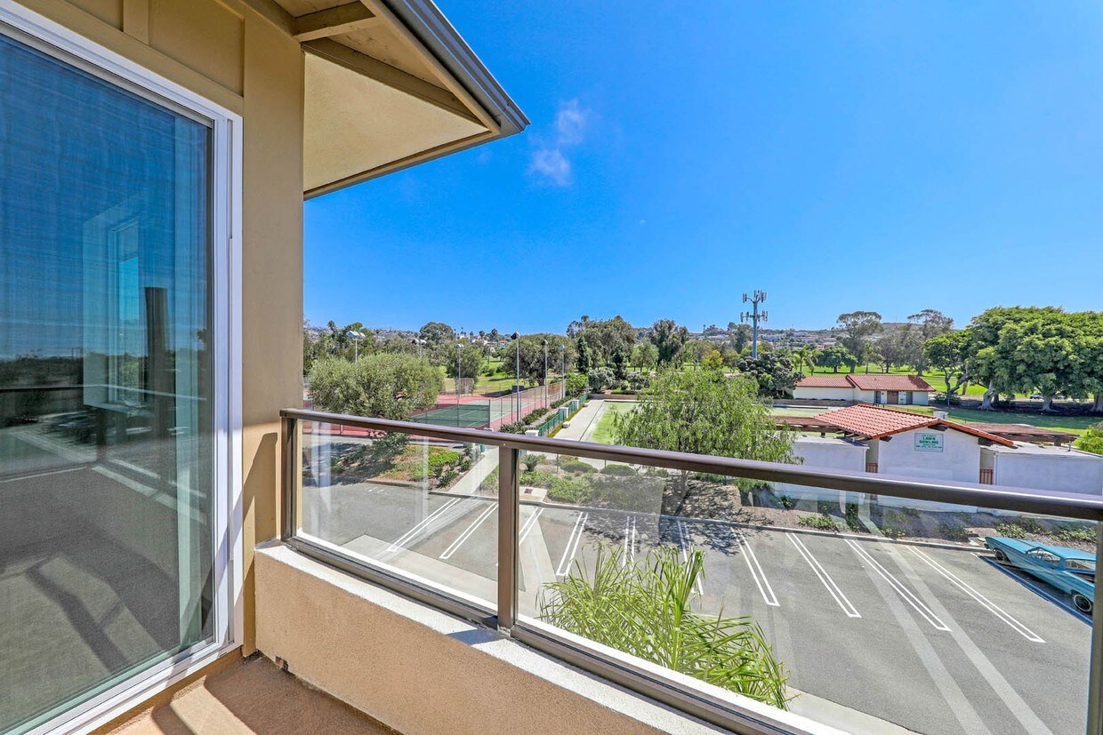 2721 Calle Del Comercio, San Clemente, CA 92672 Apartments in San