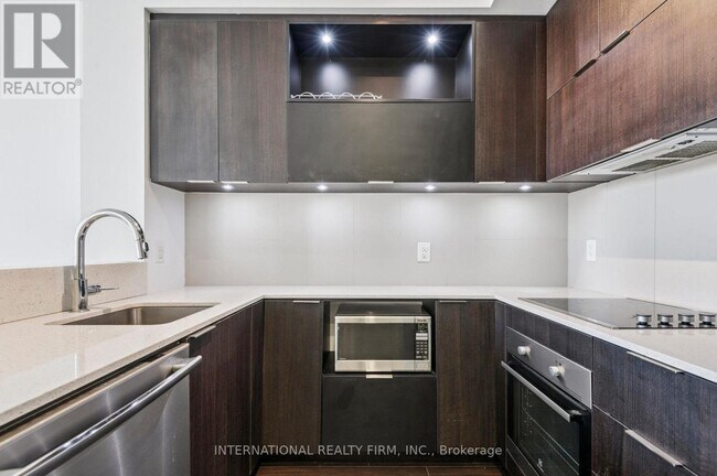 Building Photo - 55 Regent Park Blvd