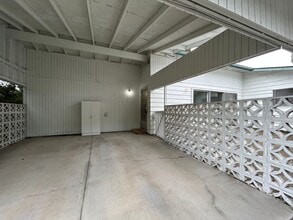 Building Photo - 14264-14264 SW 114th Ave