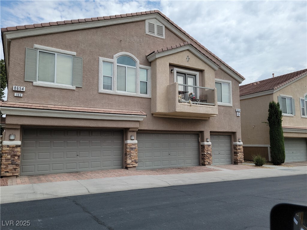 Foto principal - 8654 Traveling Breeze Ave