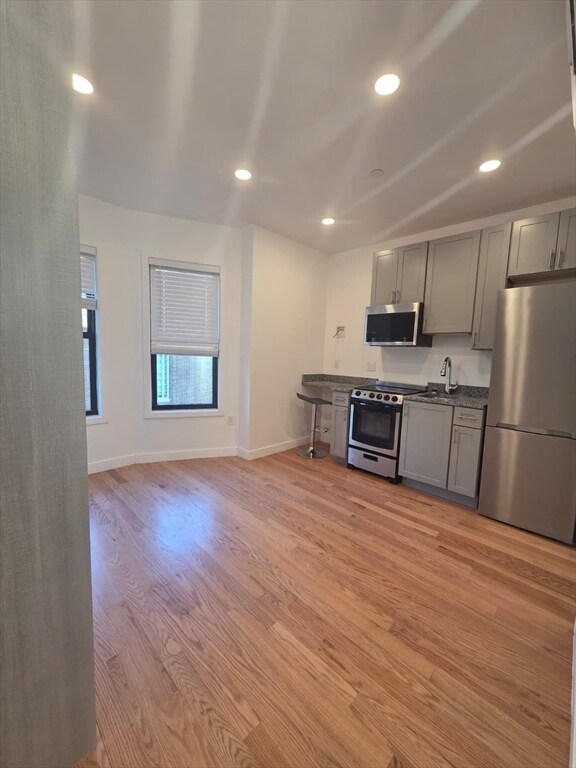 Foto del edificio - 165 Hawthorne St