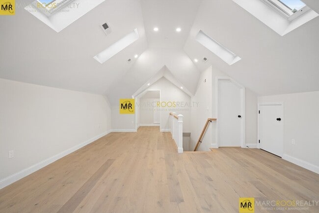 Building Photo - 59 Nottinghill Rd