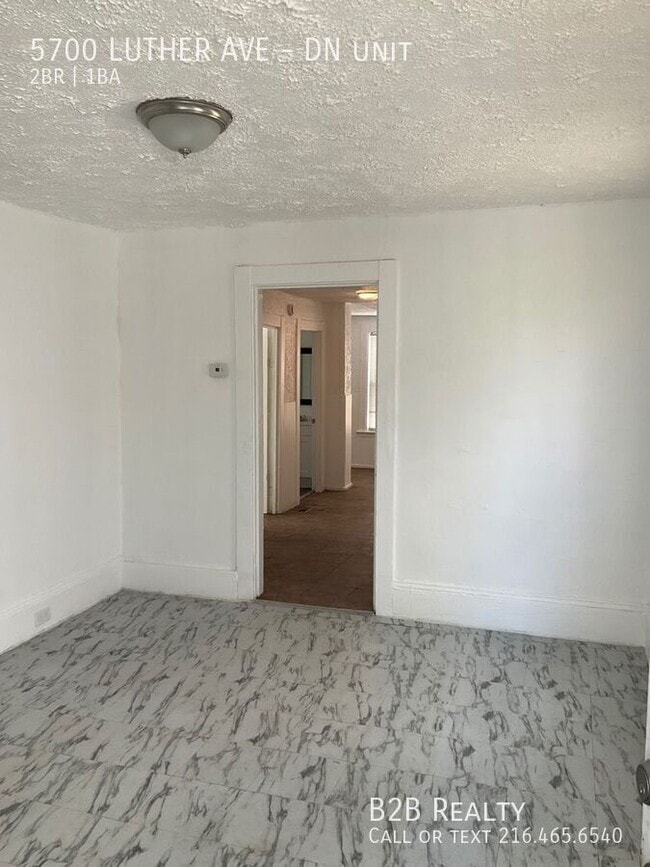 Foto del edificio - 5700 Luther Ave