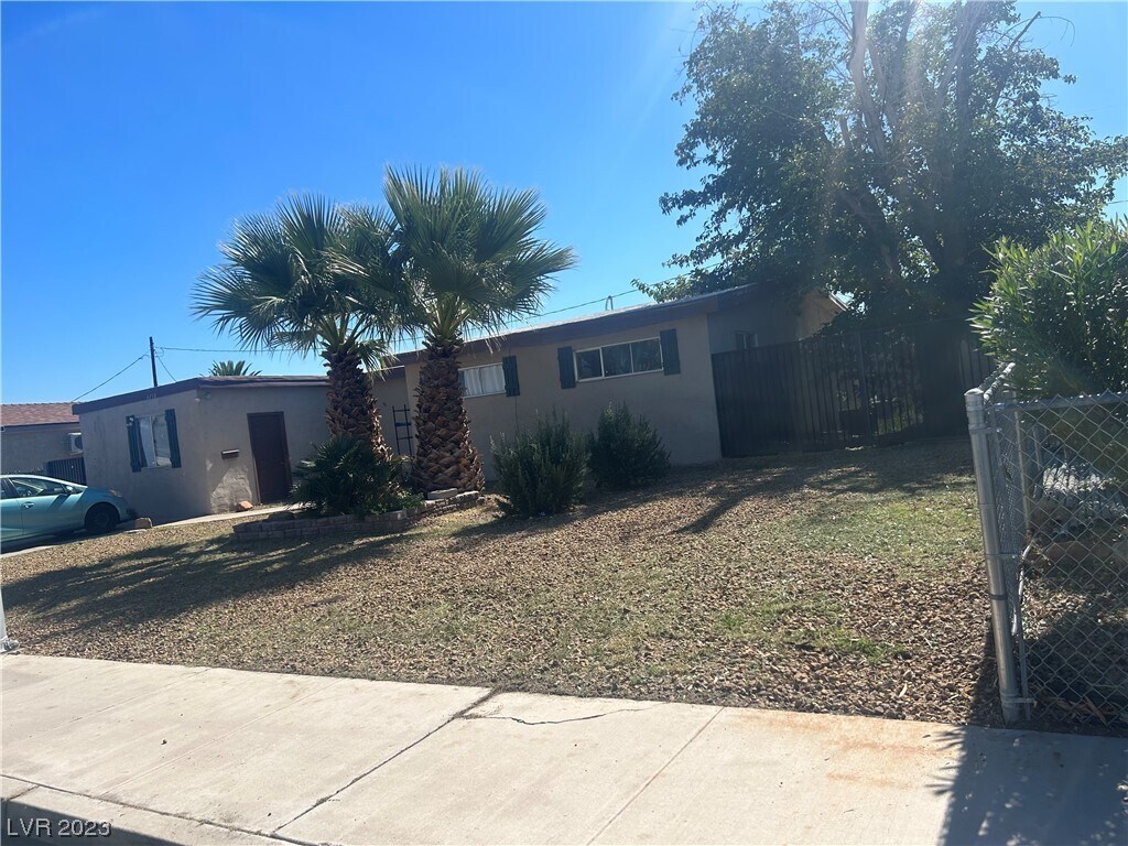 Primary Photo - 5713 Idle Ave