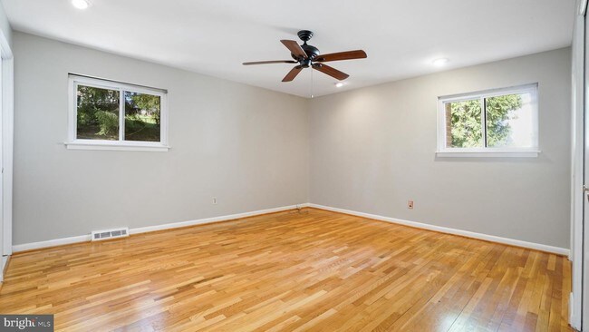 Foto del edificio - 9719 Plowline Rd