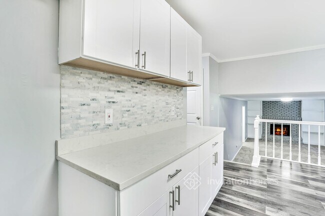 Building Photo - 4429 Luxembourg Way