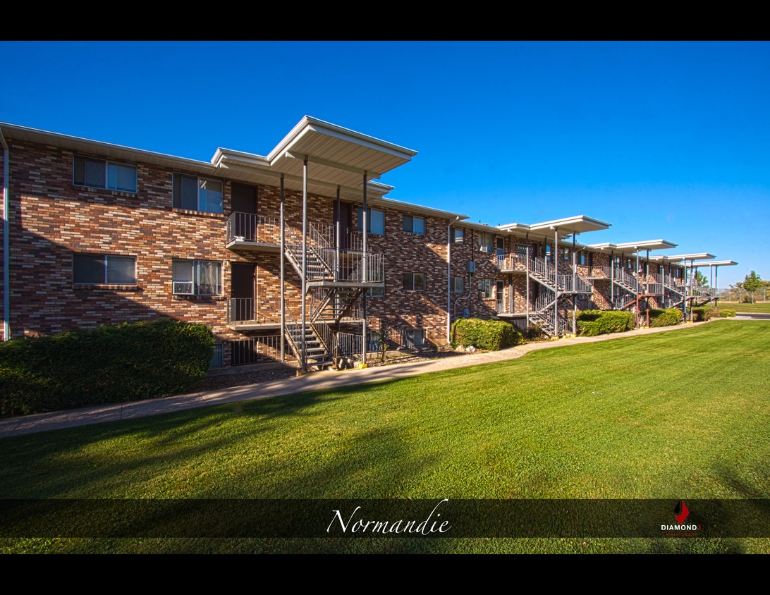 Foto del edificio - Normandie Apartments