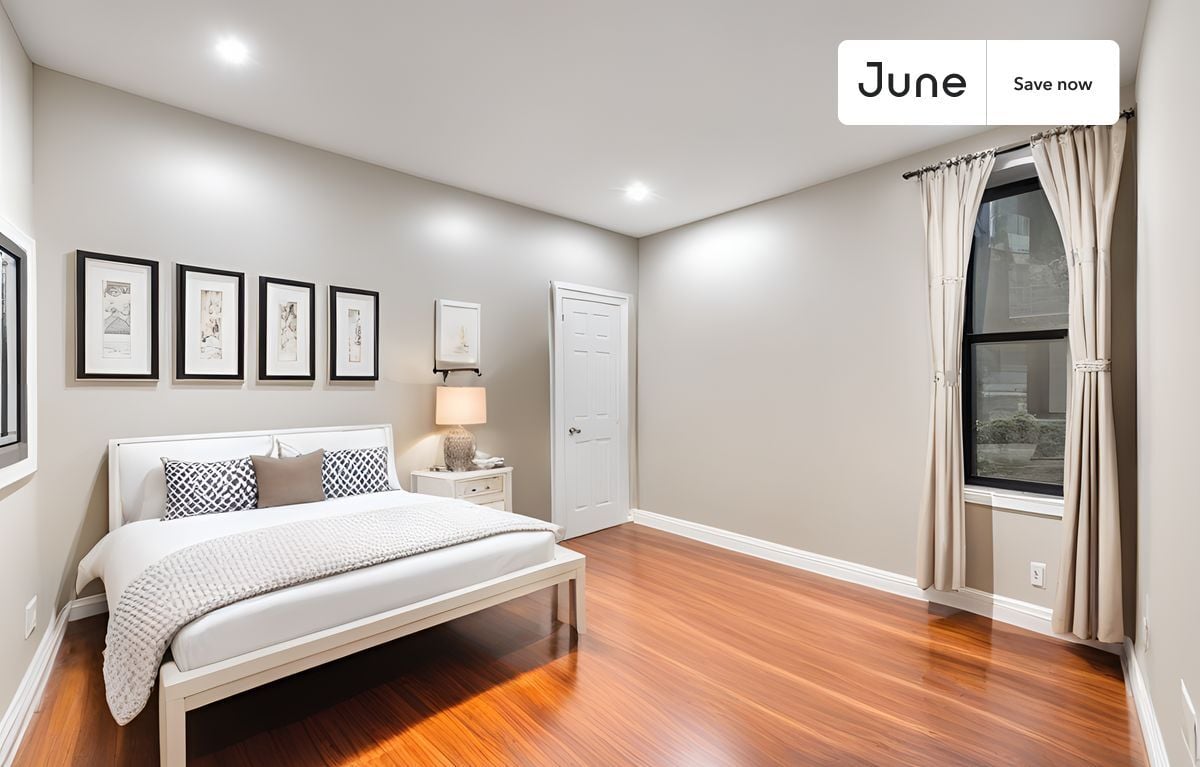 Photo - 736 Riverside Drive