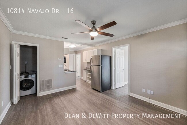 Foto del edificio - 10814 Navajo Dr